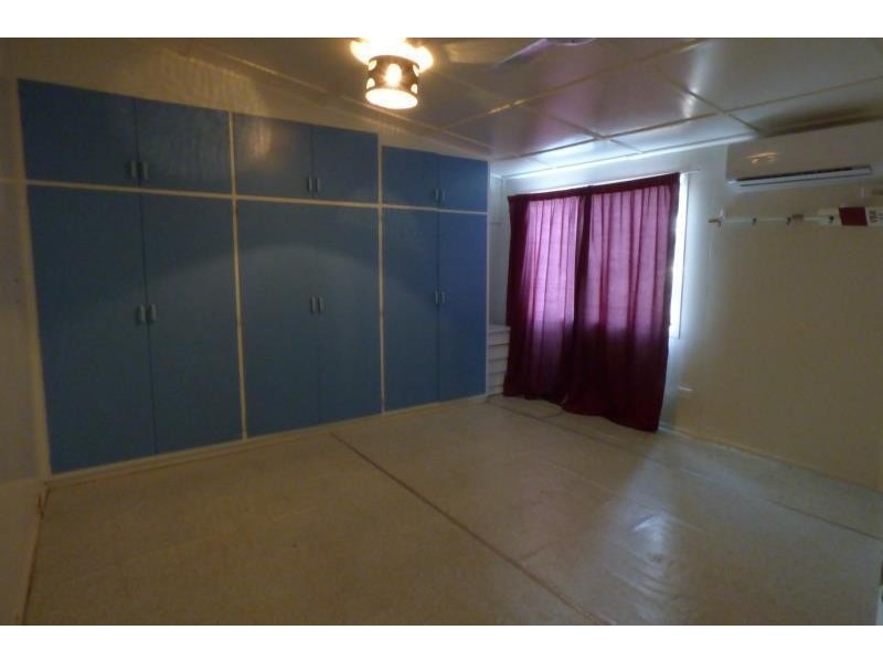 1/22 Bell Street, Biloela QLD 4715