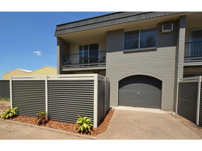 6/22-24 Dawson Highway, Biloela QLD 4715