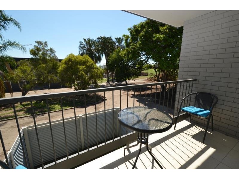 6/22-24 Dawson Highway, Biloela QLD 4715