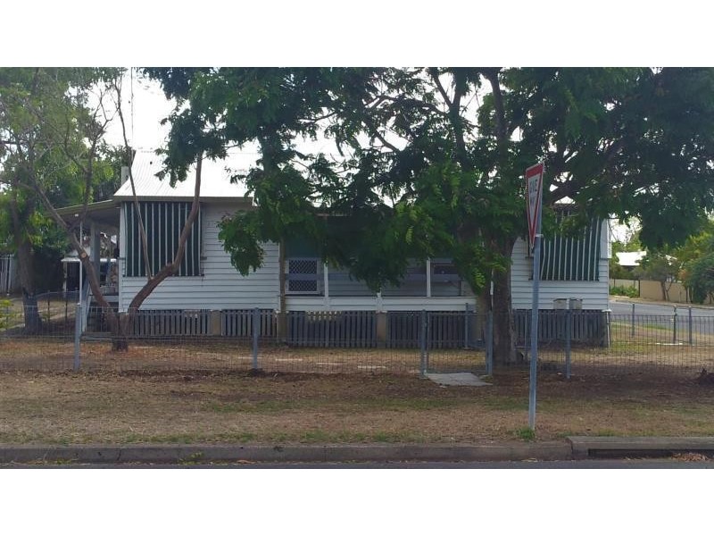 2-22 Bell Street, Biloela QLD 4715