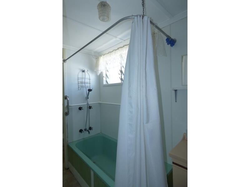 2-22 Bell Street, Biloela QLD 4715