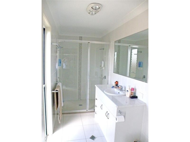 8 Valley View Drive, Biloela QLD 4715