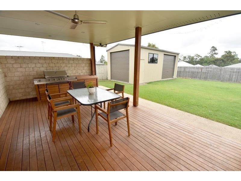 6 Valley View Drive, Biloela QLD 4715