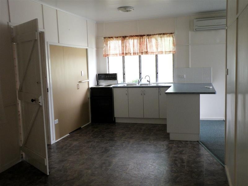 16 Kariboe Street, Biloela QLD 4715