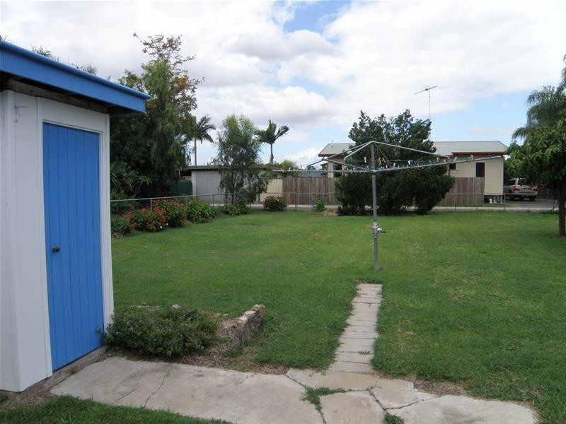 16 Kariboe Street, Biloela QLD 4715