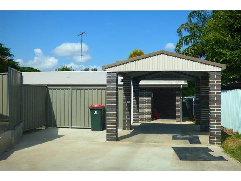 2/69 Rainbow Street, Biloela QLD 4715