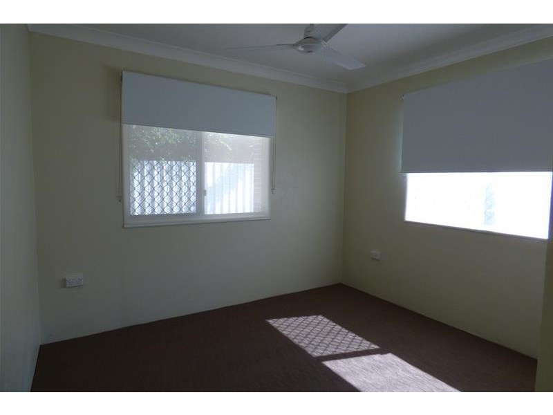 2/69 Rainbow Street, Biloela QLD 4715