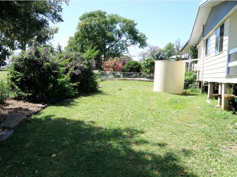 40 Lake Callide Drive, Biloela QLD 4715