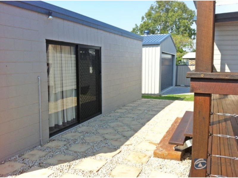 8 Orange Street, Biloela QLD 4715