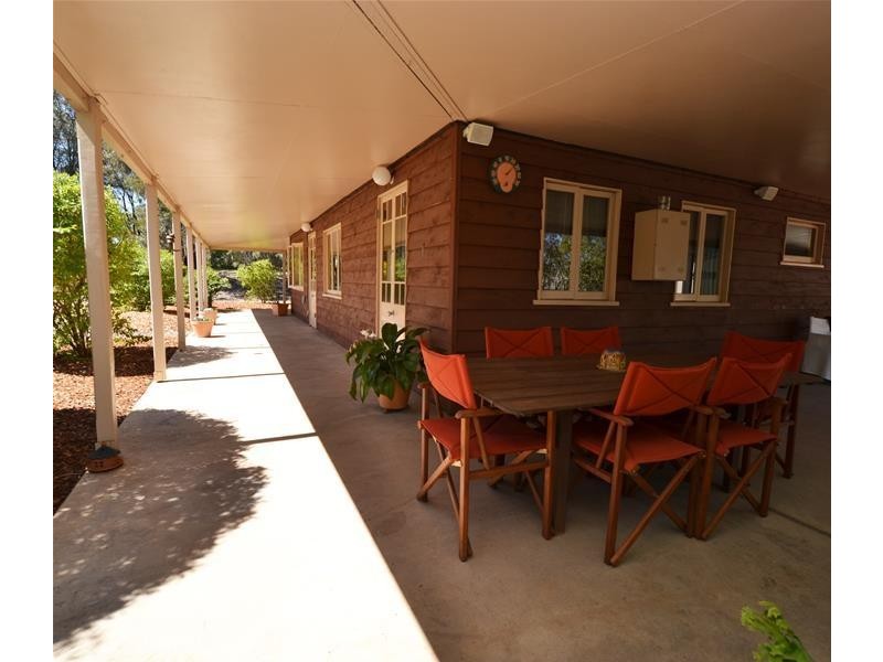 1 Rita Place, Biloela QLD 4715