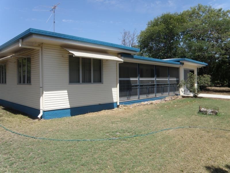 104 Dawson Highway, Biloela QLD 4715