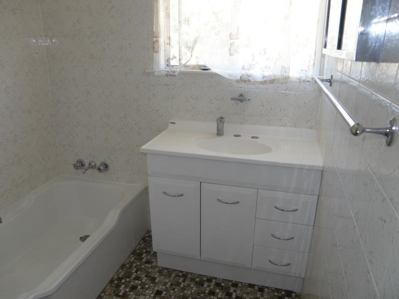 104 Dawson Highway, Biloela QLD 4715