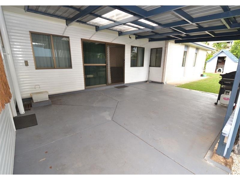 18 Lookerbie Street, Biloela QLD 4715