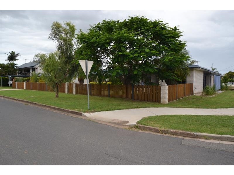 18 Lookerbie Street, Biloela QLD 4715