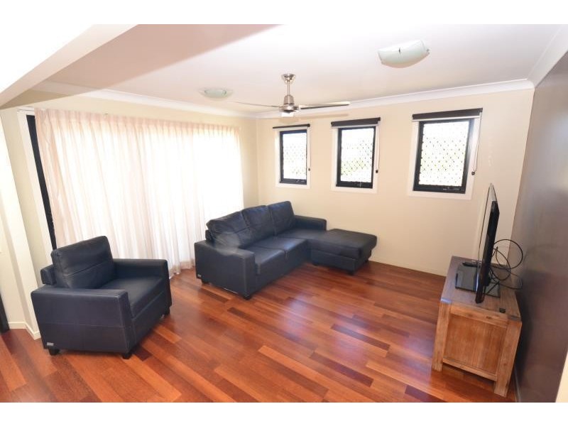 10/21 Paroz Crescent, Biloela QLD 4715