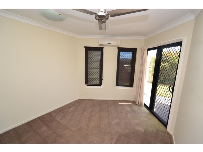 10/21 Paroz Crescent, Biloela QLD 4715