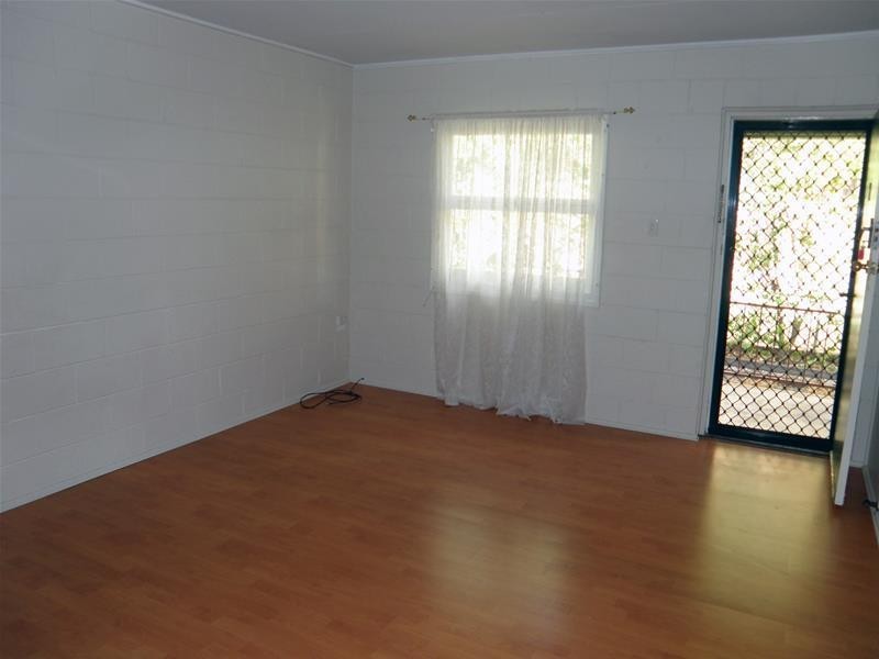 2/86 Kariboe Street, Biloela QLD 4715