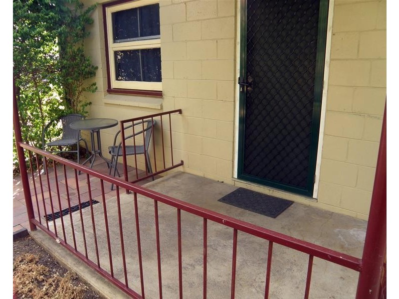 2/86 Kariboe Street, Biloela QLD 4715