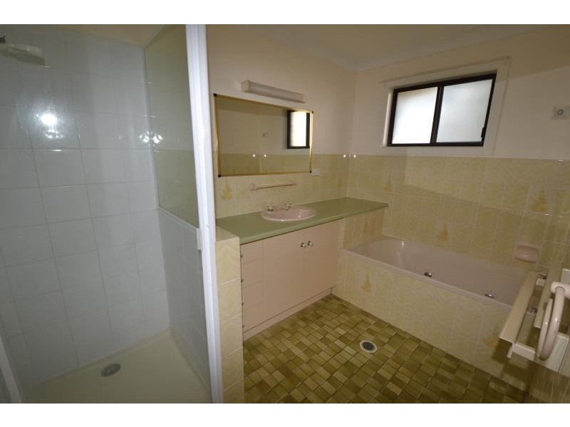 2 Spier Street, Biloela QLD 4715