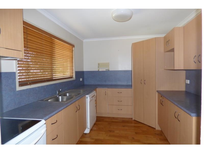 7 Raglan Street, Biloela QLD 4715