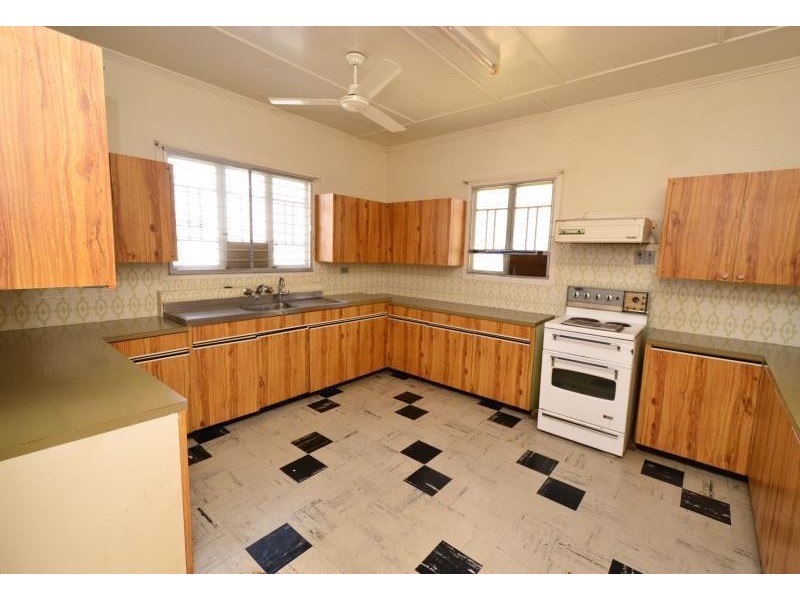 21 Grevillea Street, Biloela QLD 4715