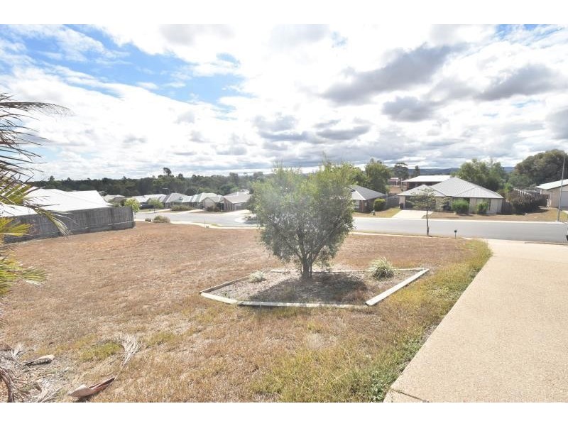 24 Panorama Drive, Biloela QLD 4715