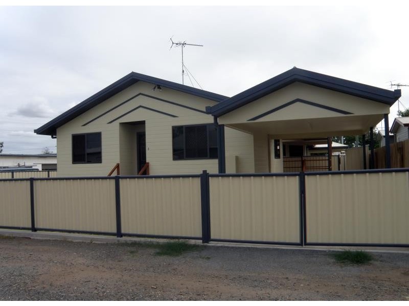 2/2 Park Street, Biloela QLD 4715