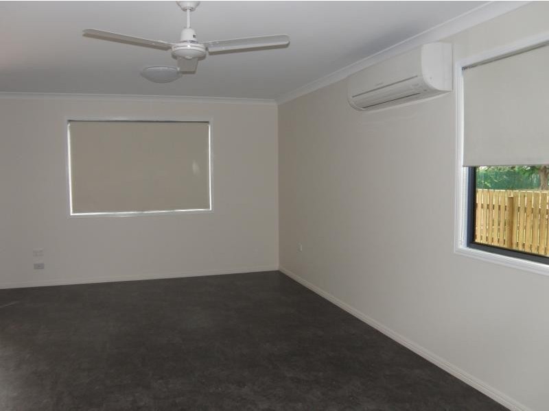 2/2 Park Street, Biloela QLD 4715