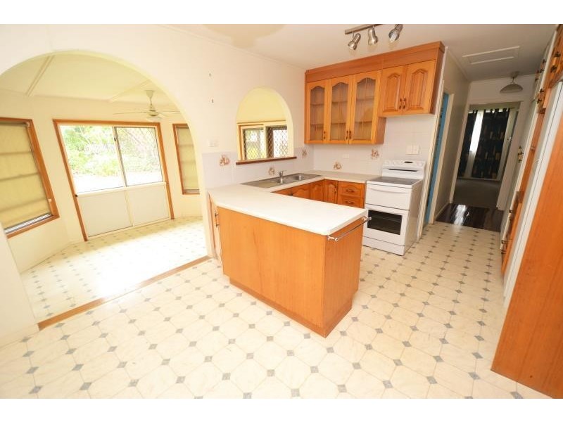 110 Kariboe Street, Biloela QLD 4715