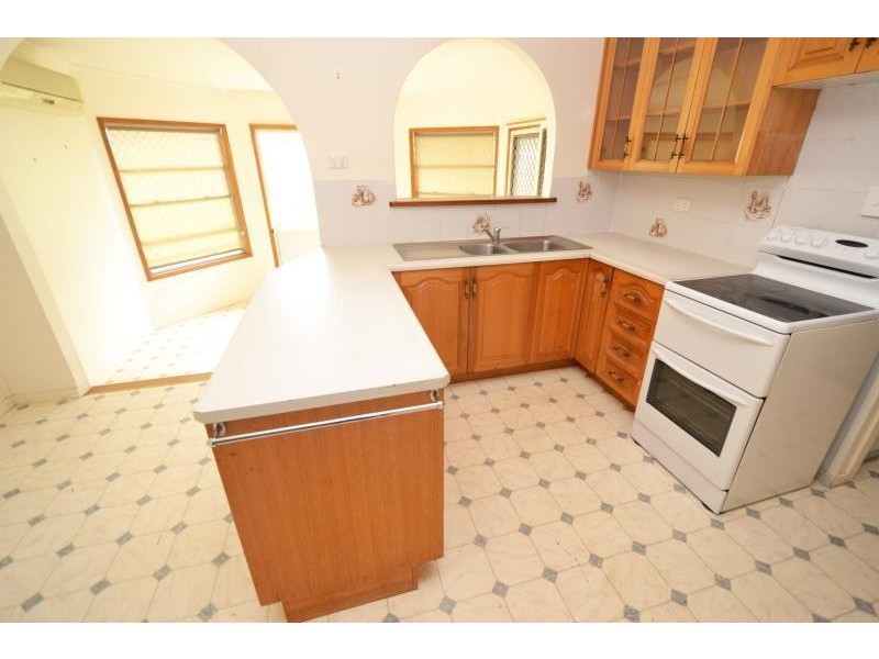 110 Kariboe Street, Biloela QLD 4715