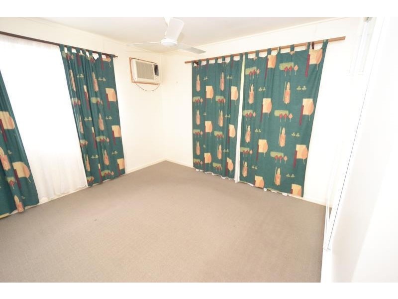 110 Kariboe Street, Biloela QLD 4715