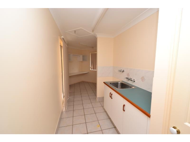 17 Heaton Street, Biloela QLD 4715