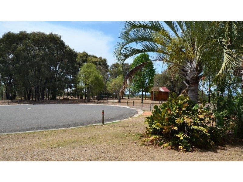 17 Heaton Street, Biloela QLD 4715