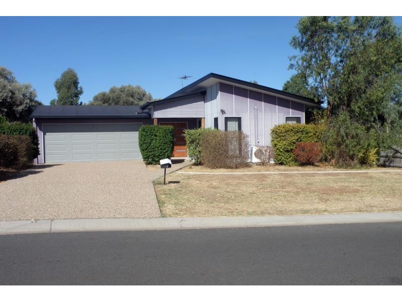 1 Valley View Drive, Biloela QLD 4715