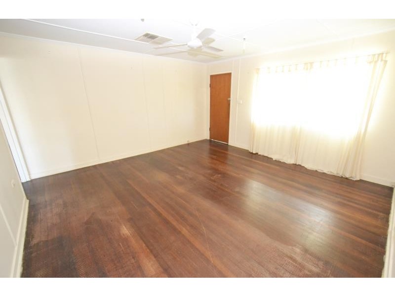 2 Manton Street, Biloela QLD 4715