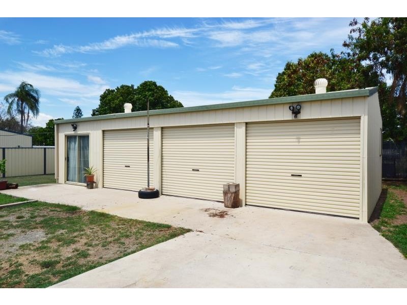2 Manton Street, Biloela QLD 4715