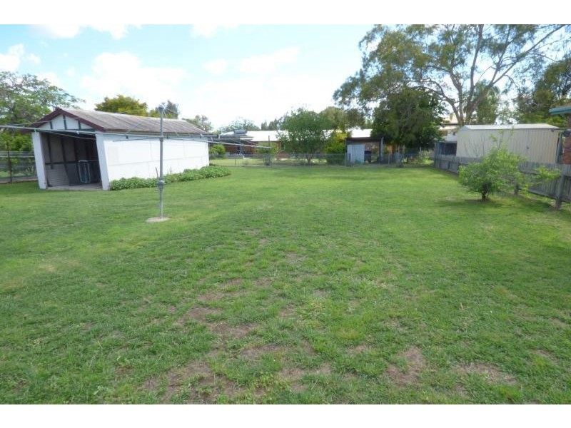 1-63 Bell, Biloela QLD 4715