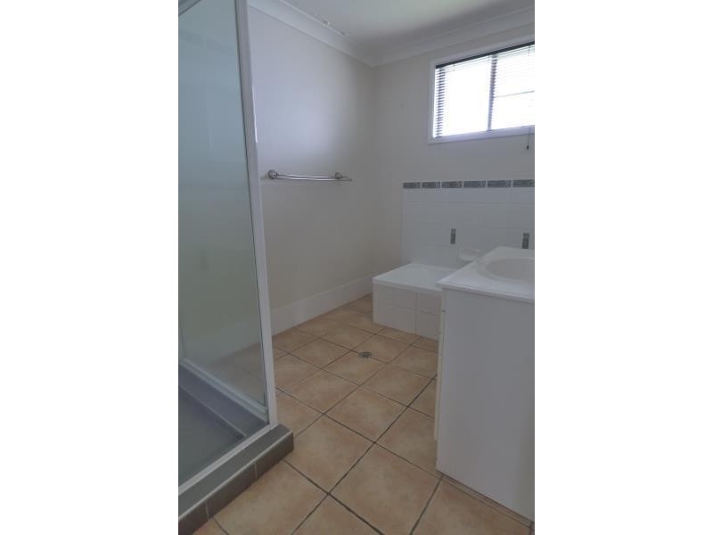 8 Clarke Drive, Biloela QLD 4715