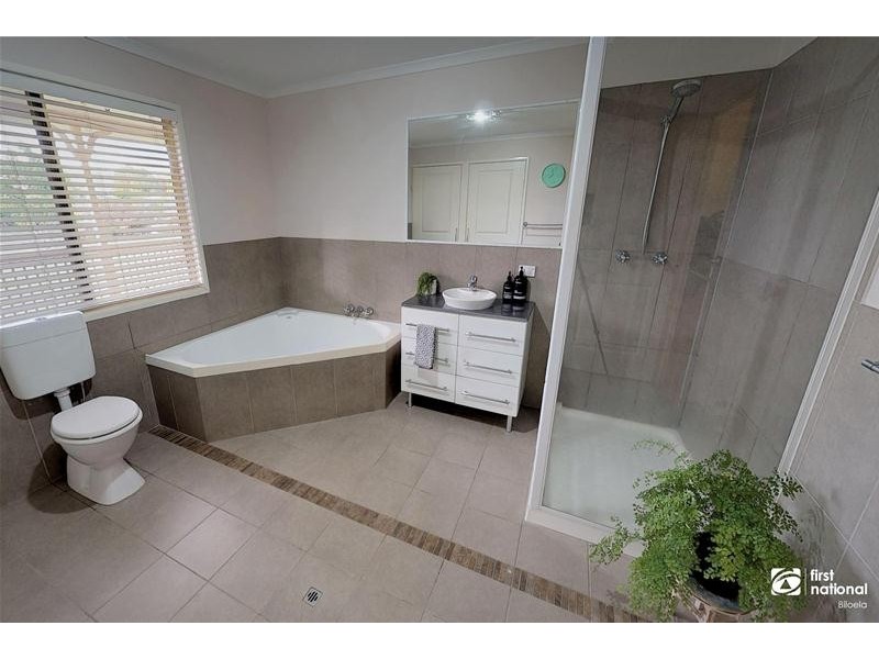 4-6 Winston Street, Thangool QLD 4716