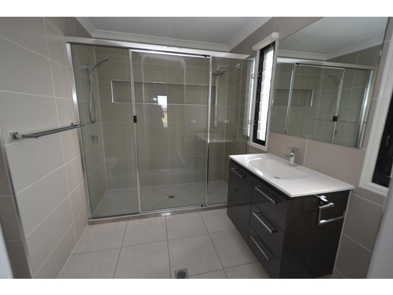 15 Earlsfield Street, Biloela QLD 4715