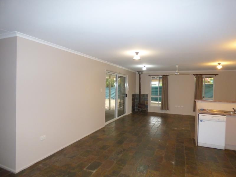 10 Winston Street, Thangool QLD 4716