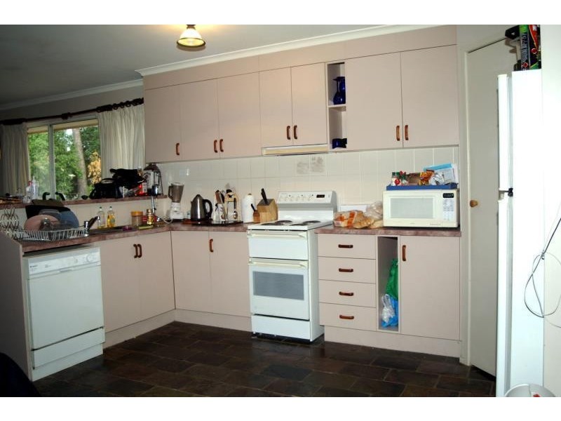 10 Winston Street, Thangool QLD 4716