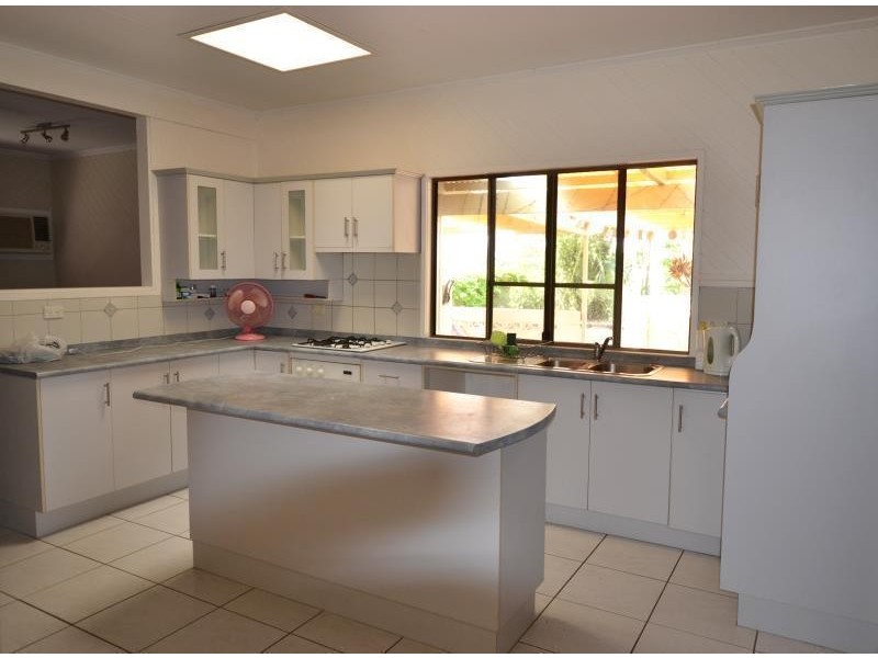 44 Thalberg Avenue, Biloela QLD 4715