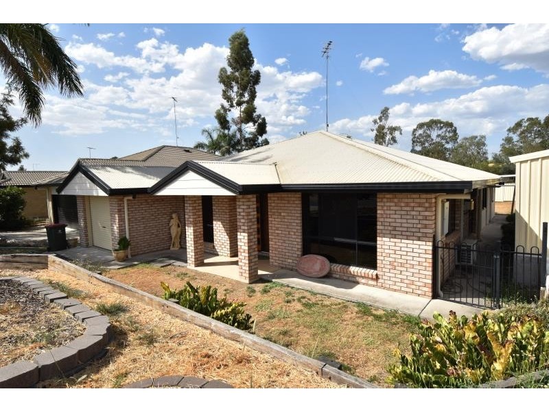 29 Paroz Crescent, Biloela QLD 4715