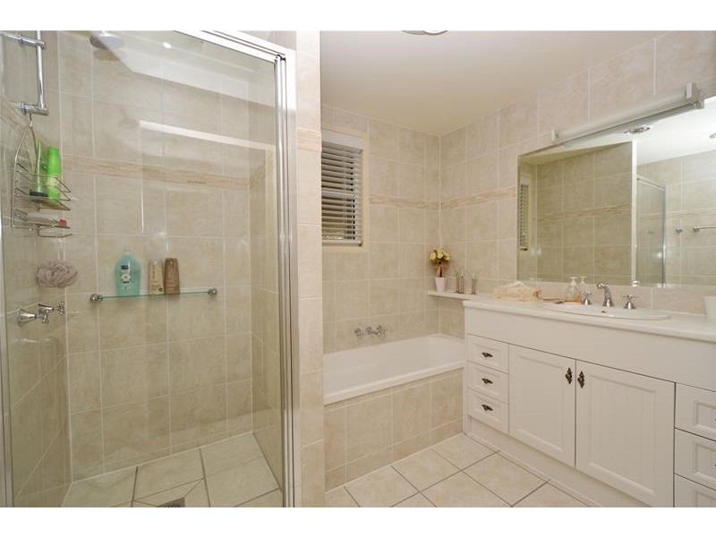 28 Paroz Crescent, Biloela QLD 4715