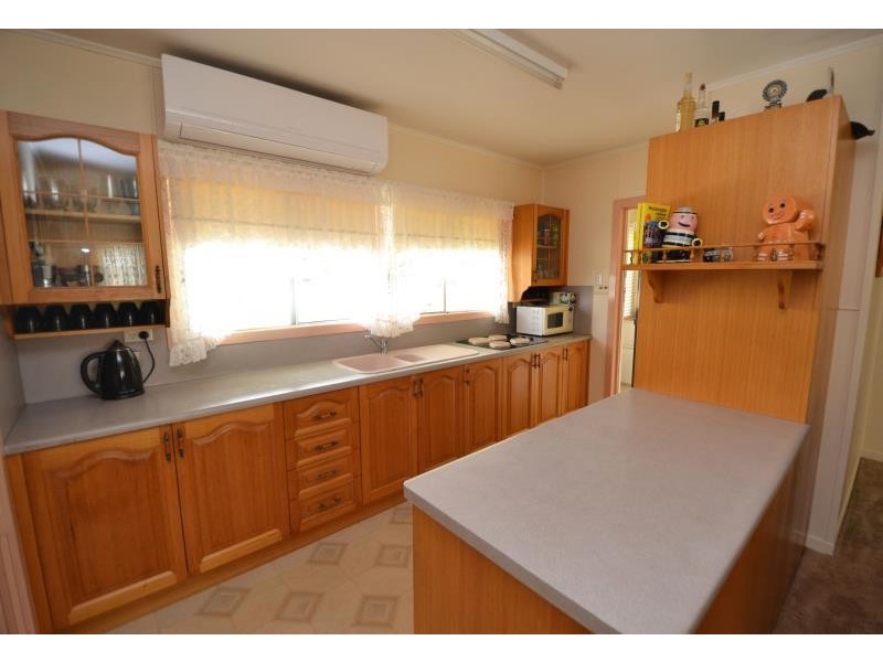 15 Gelobera Street, Biloela QLD 4715