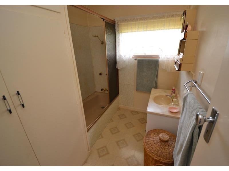 15 Gelobera Street, Biloela QLD 4715