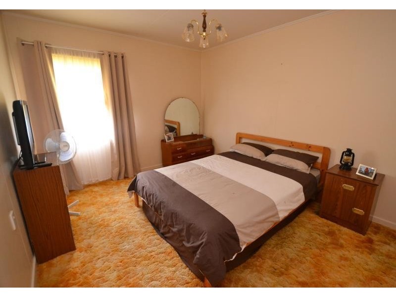 15 Gelobera Street, Biloela QLD 4715