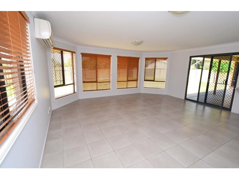 33 Paroz Crescent, Biloela QLD 4715