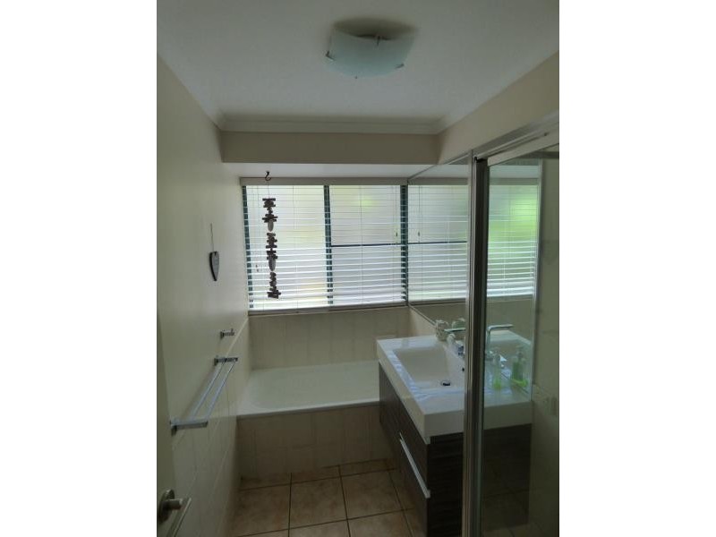 15 Heaton Street, Biloela QLD 4715